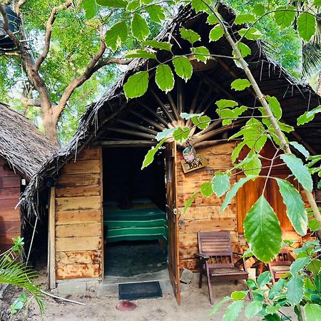 Kite House Cafe Bed & Breakfast คัลพิทิยา ภายนอก รูปภาพ