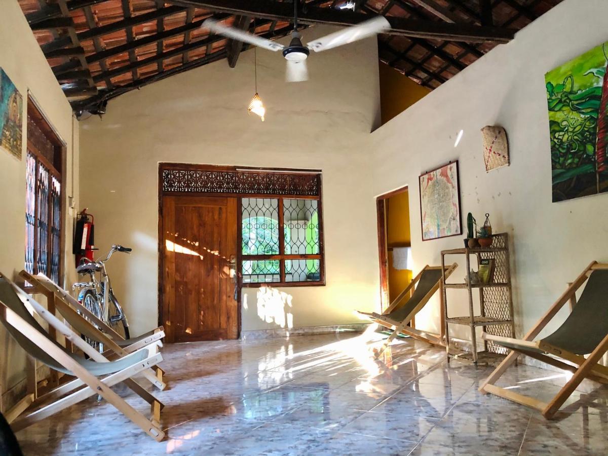 Kite House Cafe Bed & Breakfast คัลพิทิยา ภายนอก รูปภาพ