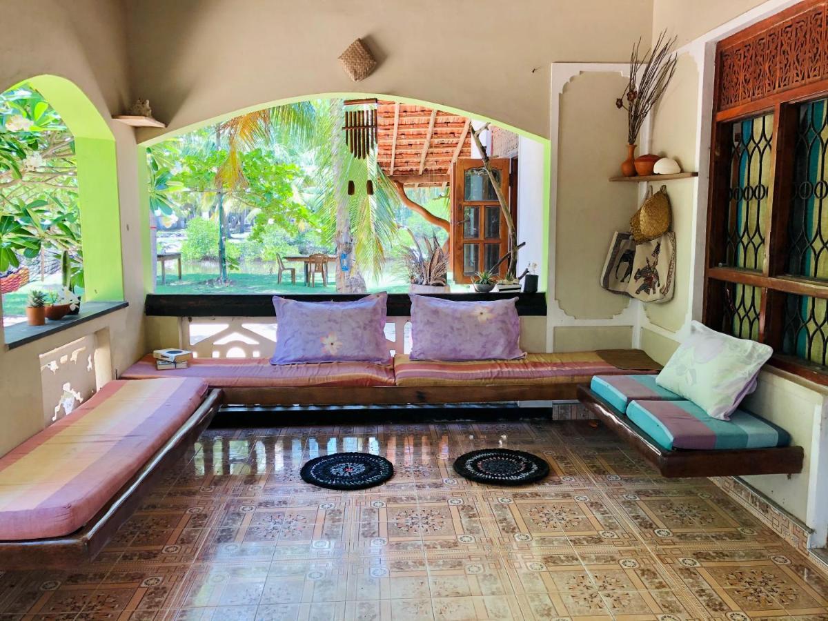 Kite House Cafe Bed & Breakfast คัลพิทิยา ภายนอก รูปภาพ